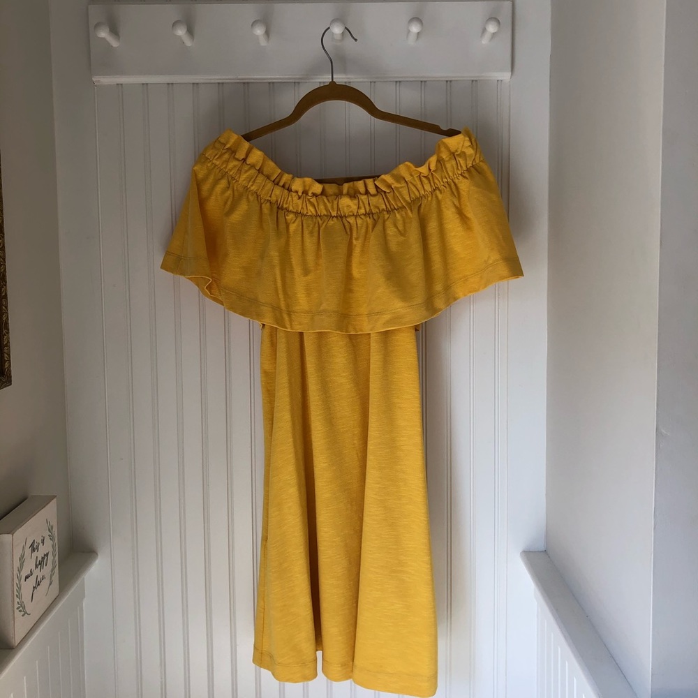 Yellow Dress!